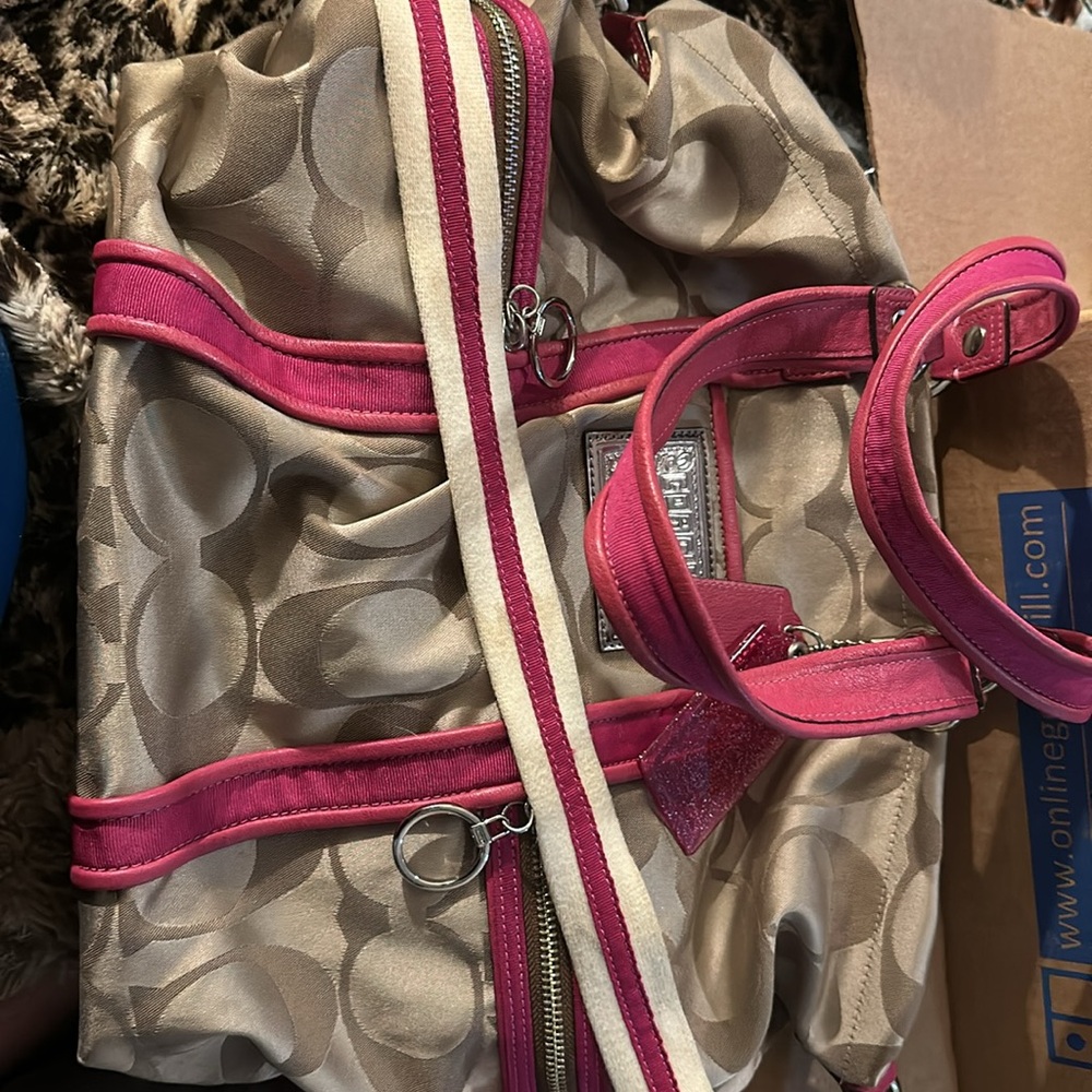 Coach Poppy Signature Spotlight Two-Way Bag - Picture 11 of 11